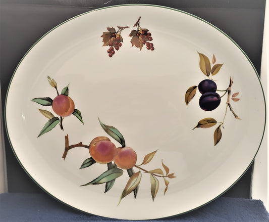 Royal Worcester Evesham Vale 15" Oval Serving Platter