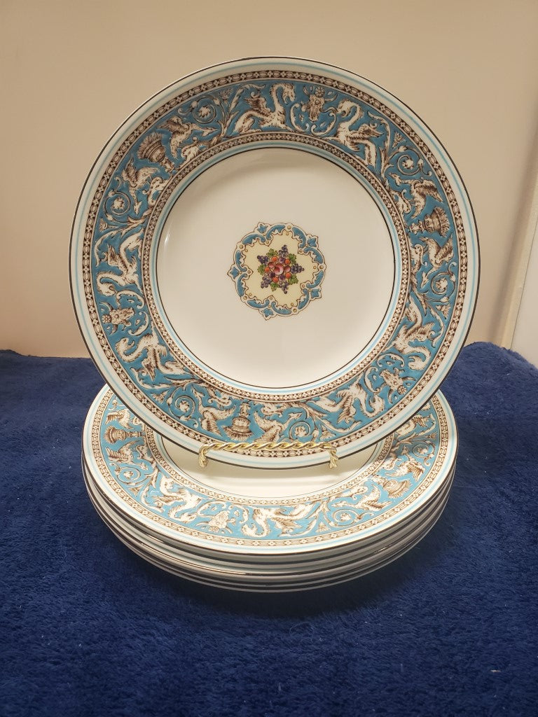 Set of 4 Wedgwood Florentine Turquoise (W2714) Dinner Plates