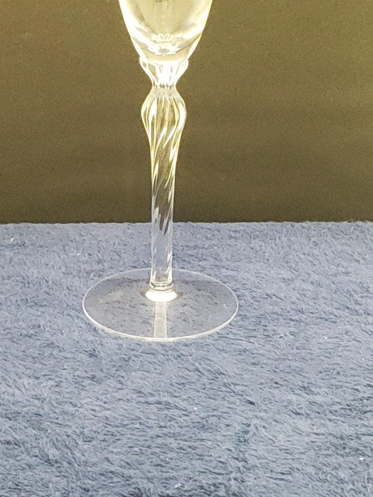 Set of 5 Lenox Crystal Aria Champagne Flutes