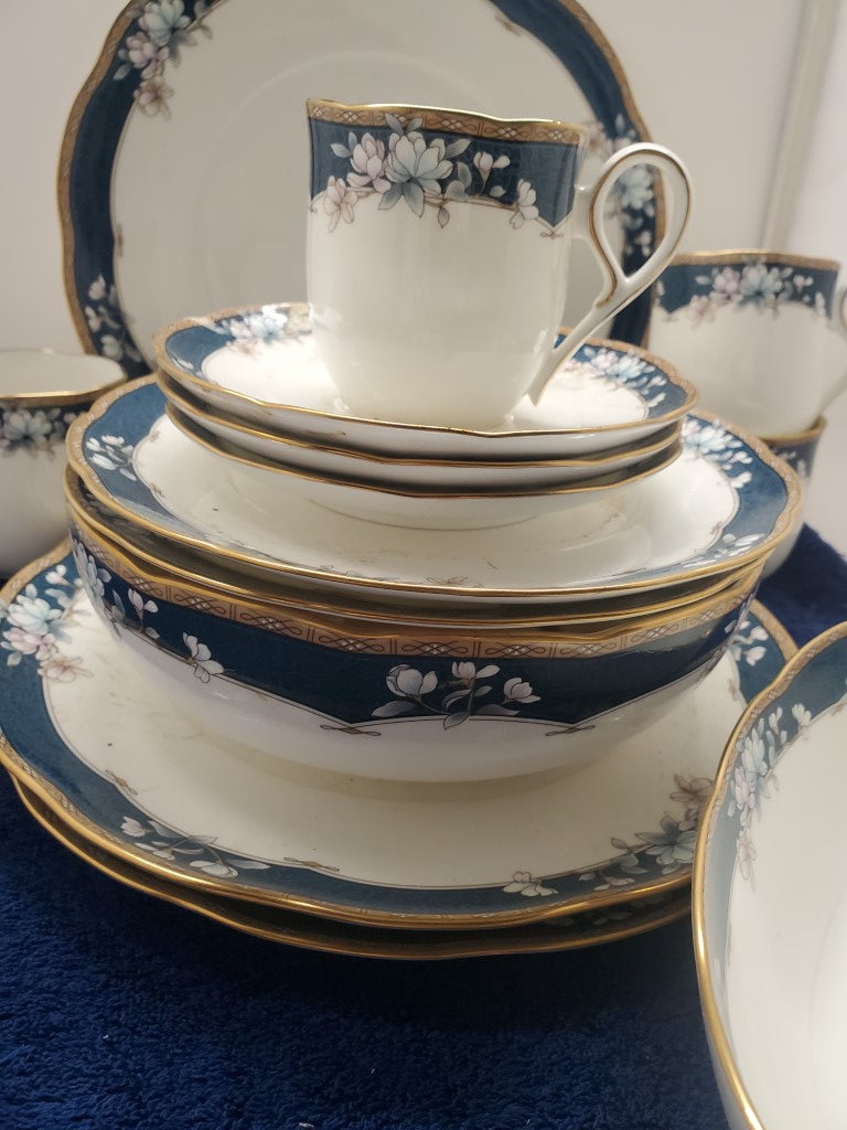 Noritake Sandhurst Lot of 14 Pieces LK
