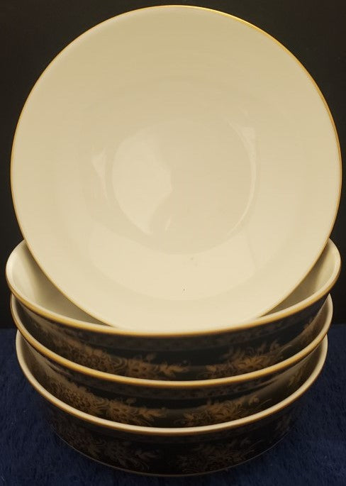 Set of 4 Mikasa Crown Jewels Onyx Fruit Bowls LK