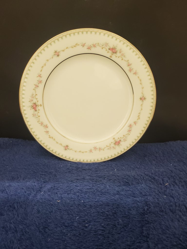Set of 9 Noritake Fairmont Bread & Butter Plates LK