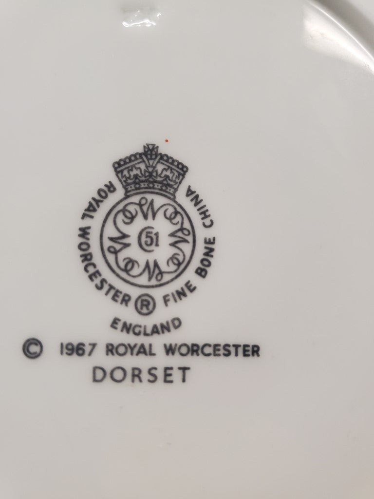 Set of 6 Royal Worcester Dorset Dinner Plates LK