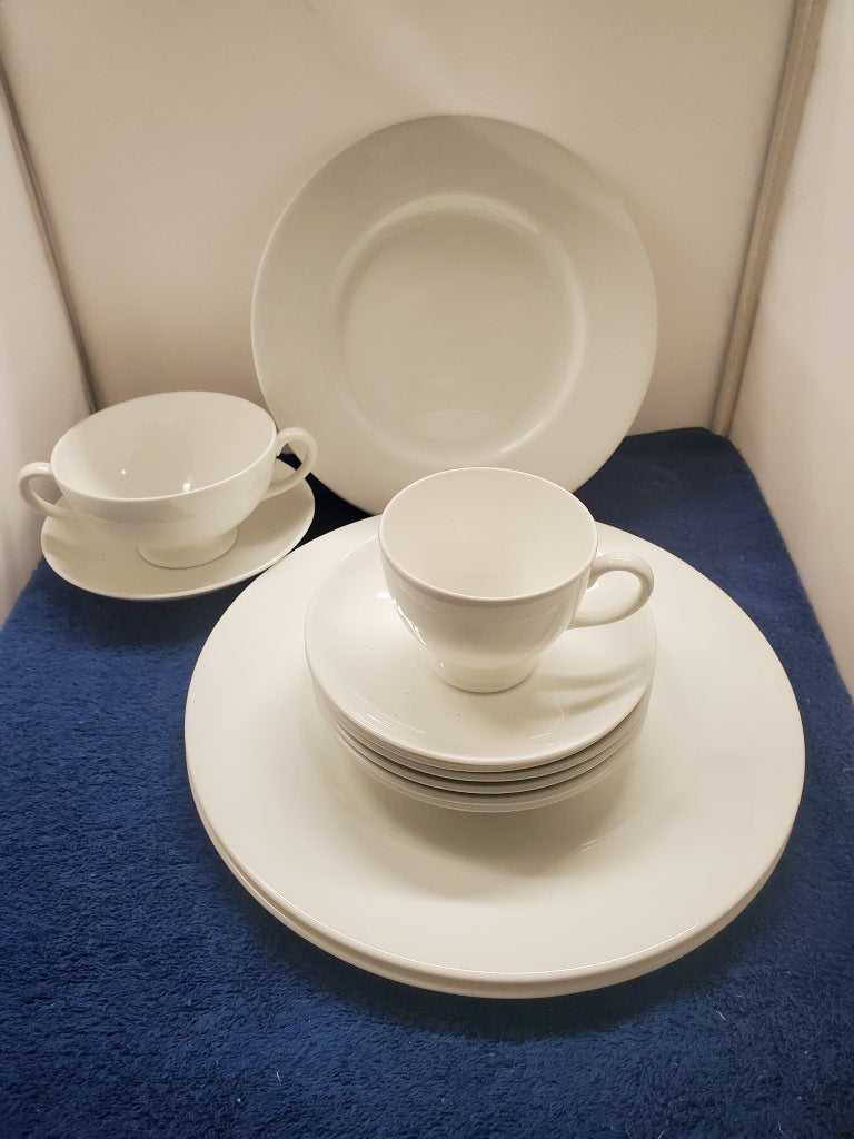 Wedgwood White Lot of 12 Pieces LK