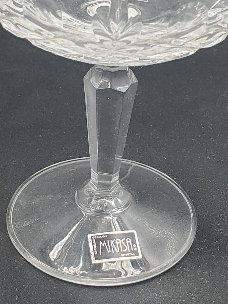 Set of 4 Mikasa Melody Champagne/Tall Sherbets LK