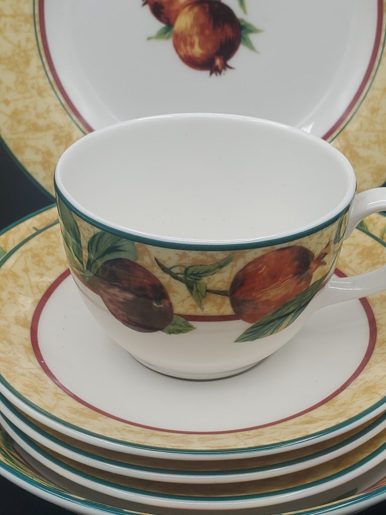 Royal Doulton Augustine Lot of 6 Pieces LK