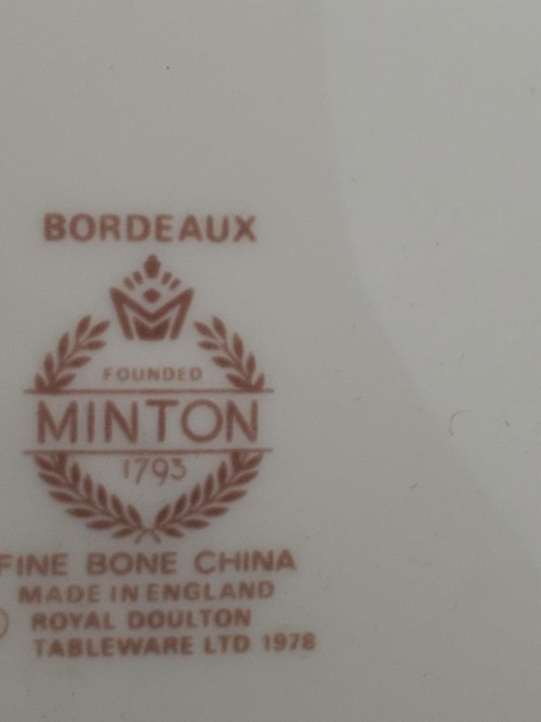 Set of 4 Minton Bordeaux Dinner Plates LK