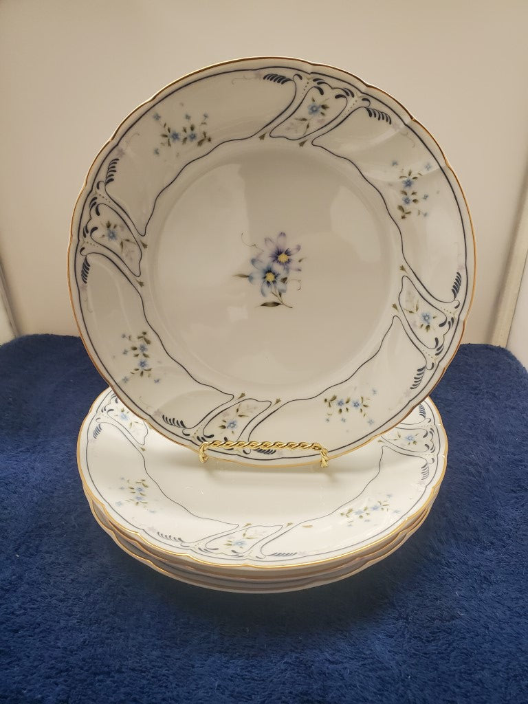 Set of 4 Mikasa Dorchester Salad Plates LK