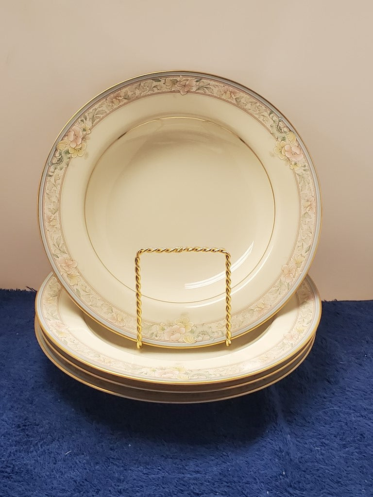 Set of 4 Mikasa Charmaine Rim Soup Bowls LK