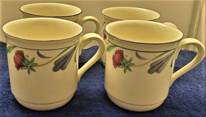 Set of 4 Lenox Poppies On Blue Mugs