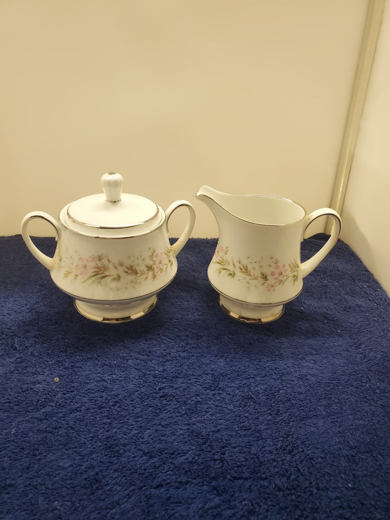 Noritake Mayflower Creamer & Sugar Bowl with Lid LK