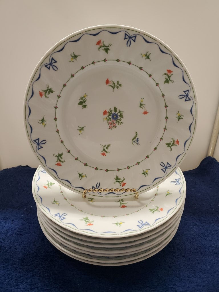Set of 8 Royal Worcester Ribbons & Bows Salad Plates LK