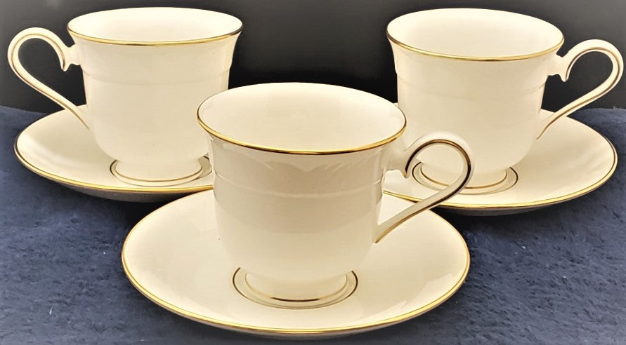 Set of 3 Lenox Snowdrift Gold Cup & Saucer Sets LK