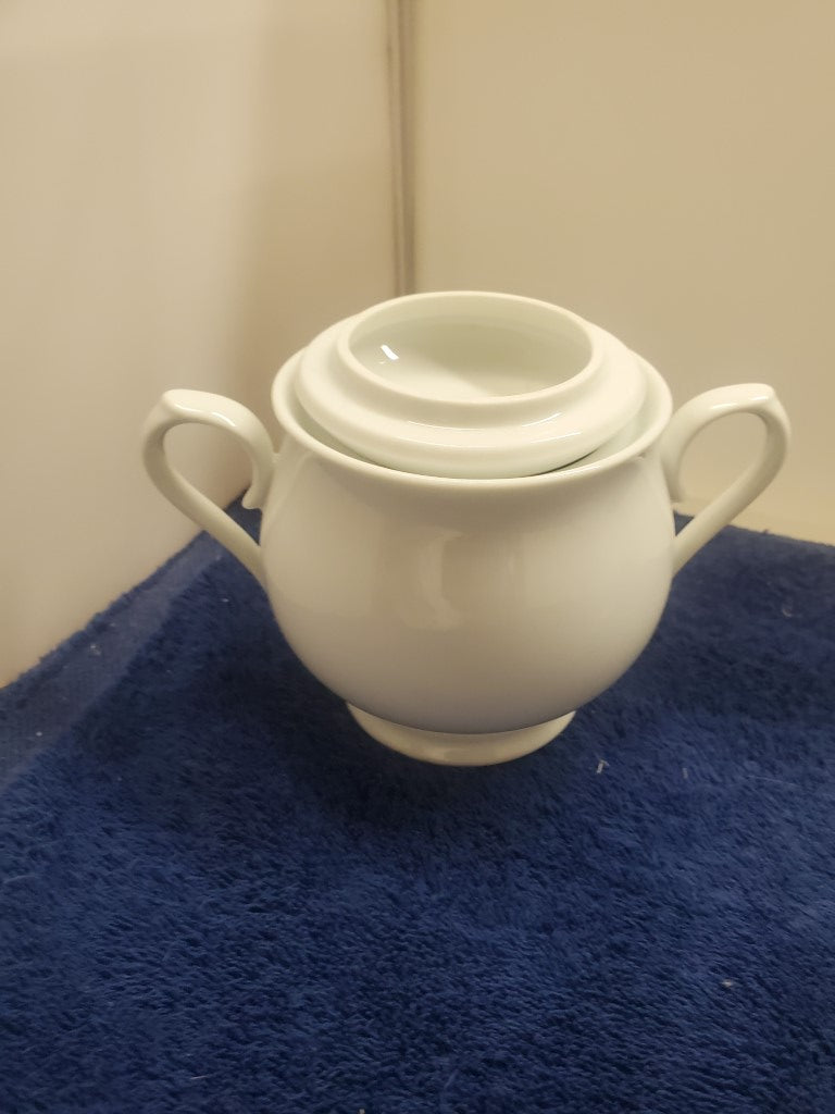 Noritake Lace White Creamer & Sugar Bowl with Lid LK