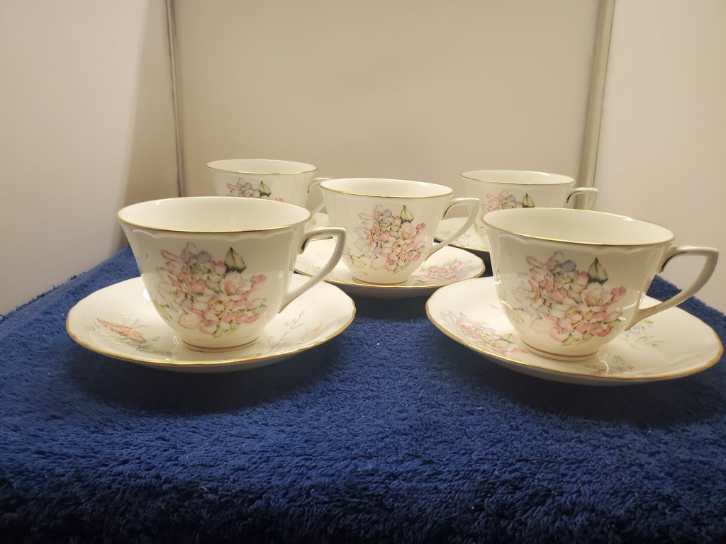Set of 11 Royal Worcester Caprice Cup & Saucer Sets LK