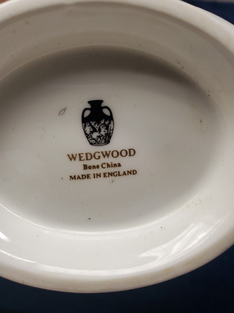 Wedgwood Florentine Dark Green Rim (W4170) Gravy Boat Only LK
