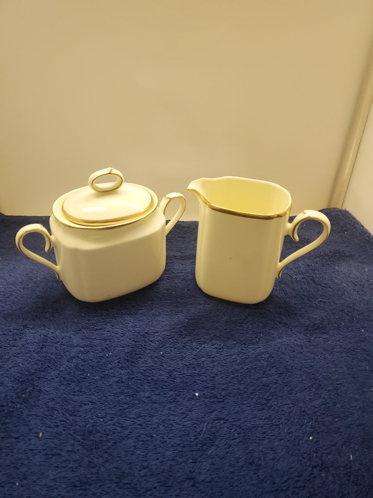 Noritake Troy Creamer & Sugar Bowl with Lid LK