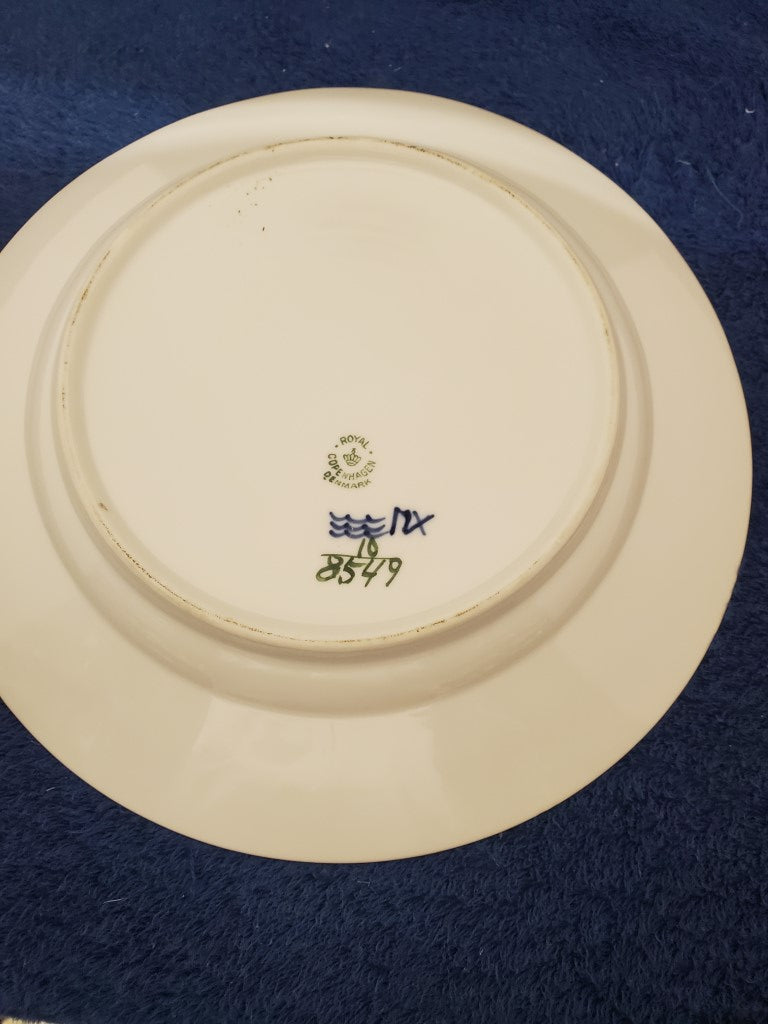Set of 4 Royal Copenhagen Blue Flowers Dinner Plates (8549)