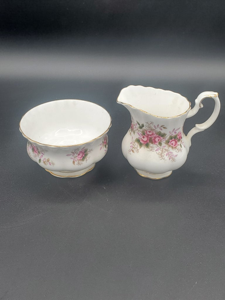 Royal Albert Lavender Rose Creamer & Sugar Bowl with Lid LK
