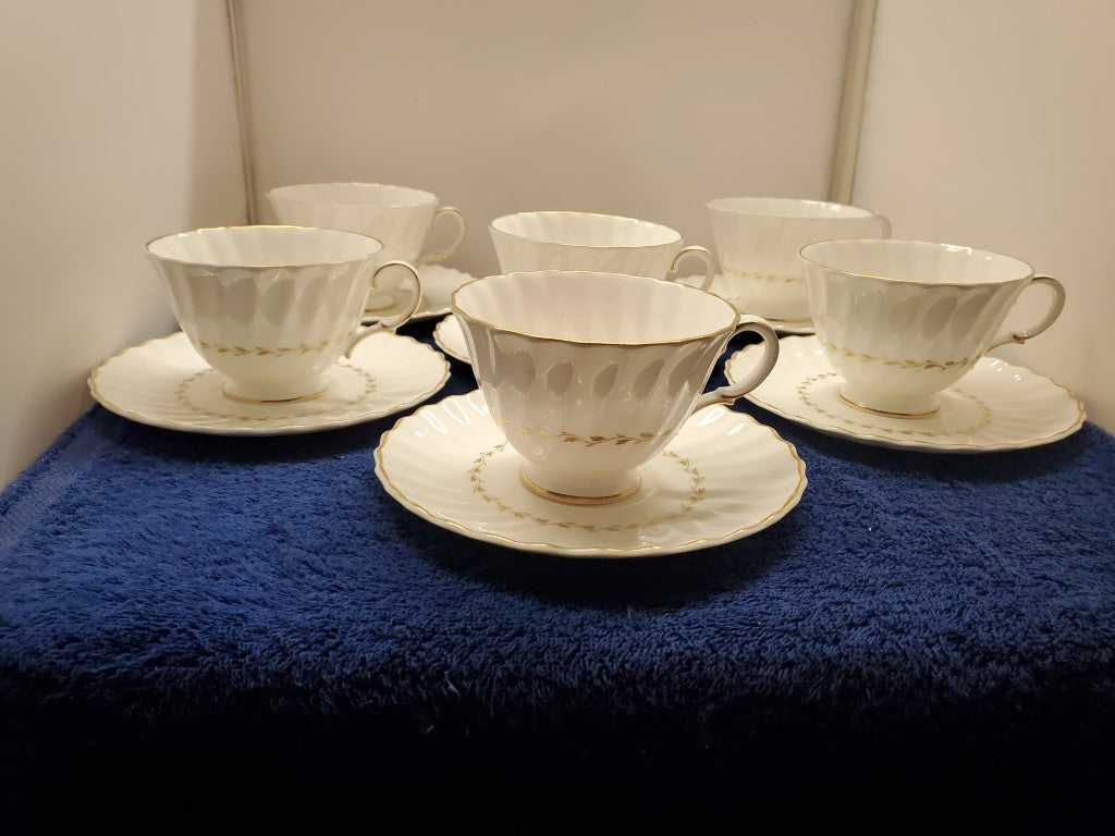 Set of 6 Royal Doulton Adrian Cup & Saucer Sets LK