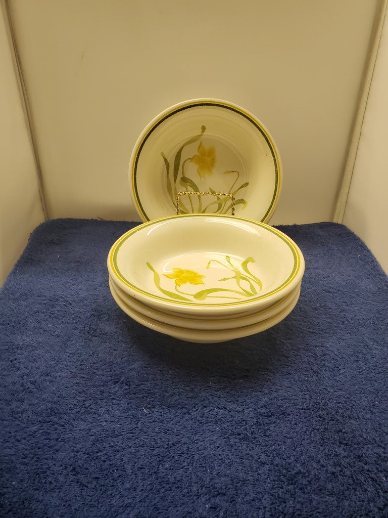 Set of 4 Franciscan Daffodil (Greenhouse) Coupe Soup Bowls LK
