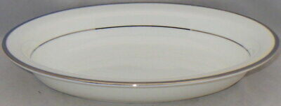 Wedgwood Carlyn 10" Oval Vegetable Bowl