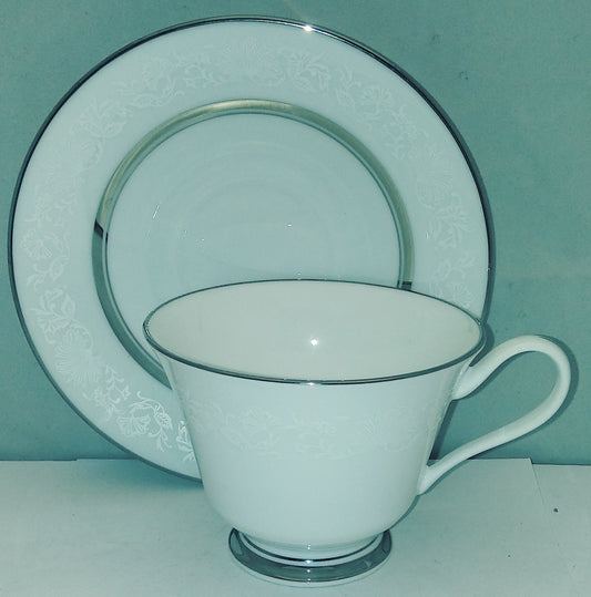 Set of 5 Oxford (Div Of Lenox) White Echo Footed Cup & Saucer Sets (Imperfect)