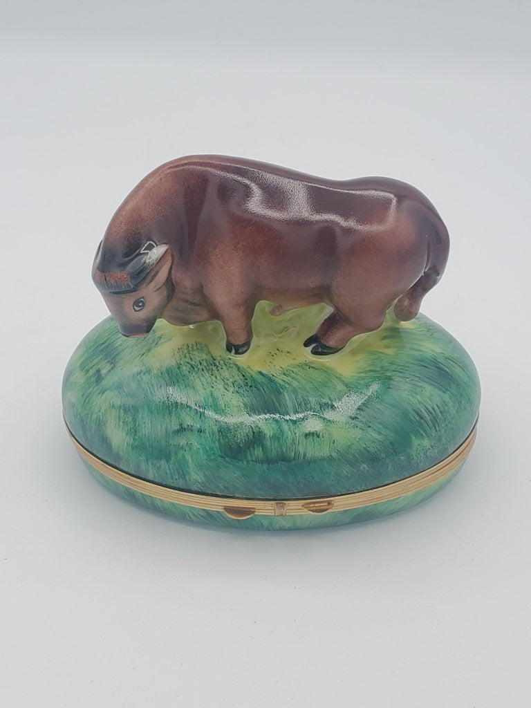 Chamart Limoges Hinged Box - Bison / Taurus