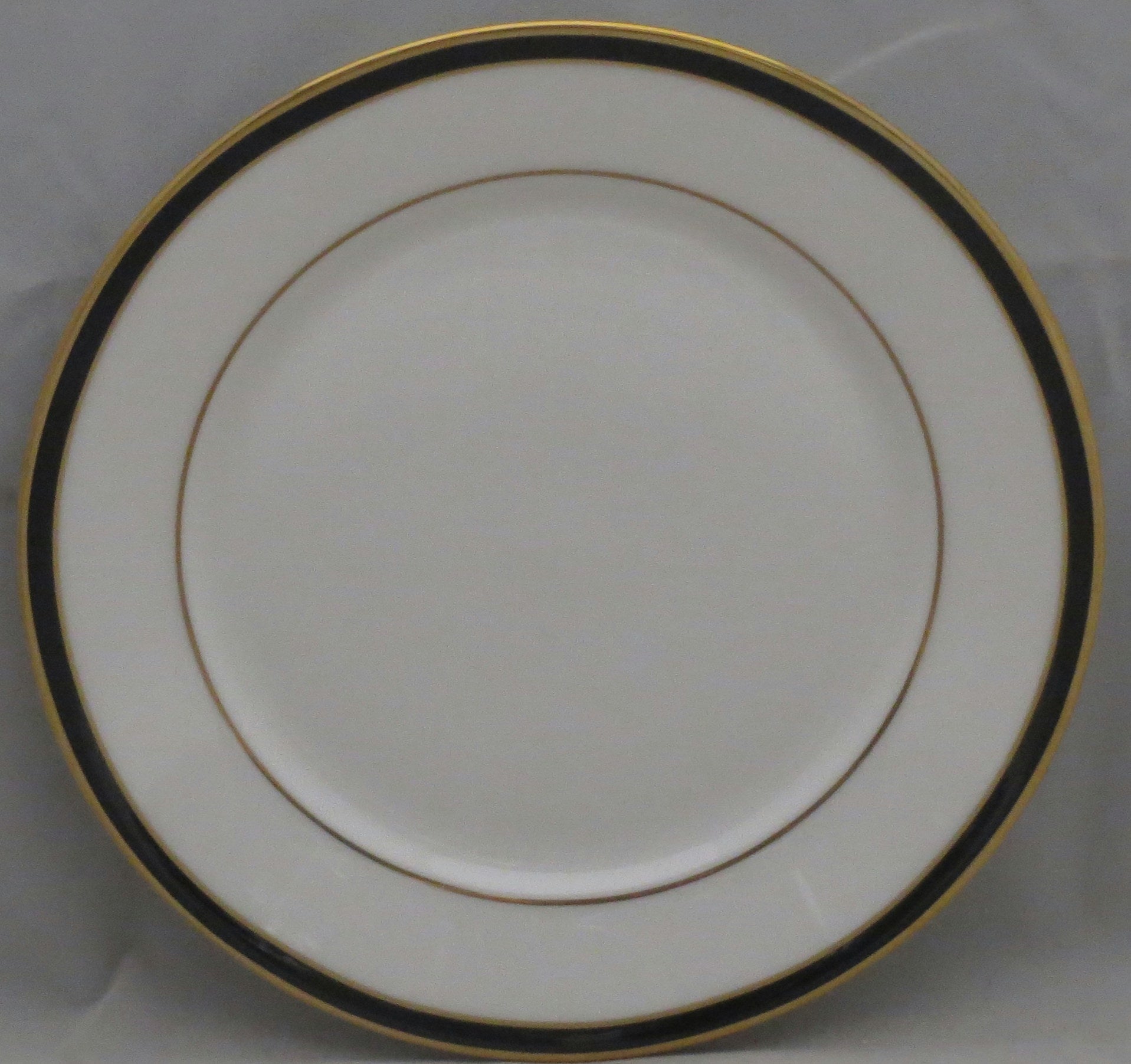 Set of 5 Lenox Kristy Bread & Butter Plates –