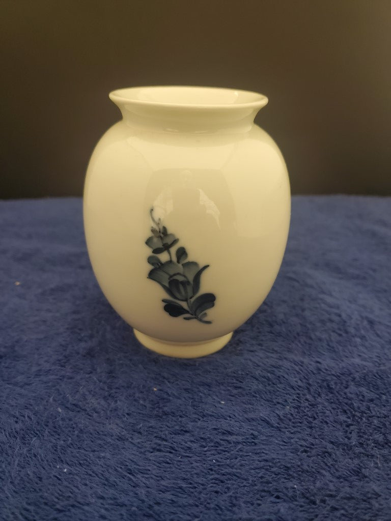 Royal Copenhagen Blue Bouquet Sugar Bowl (No lid) (4725)