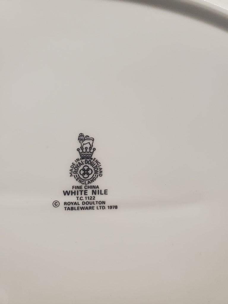 Royal Doulton White Nile 13" Oval Serving Platter LK