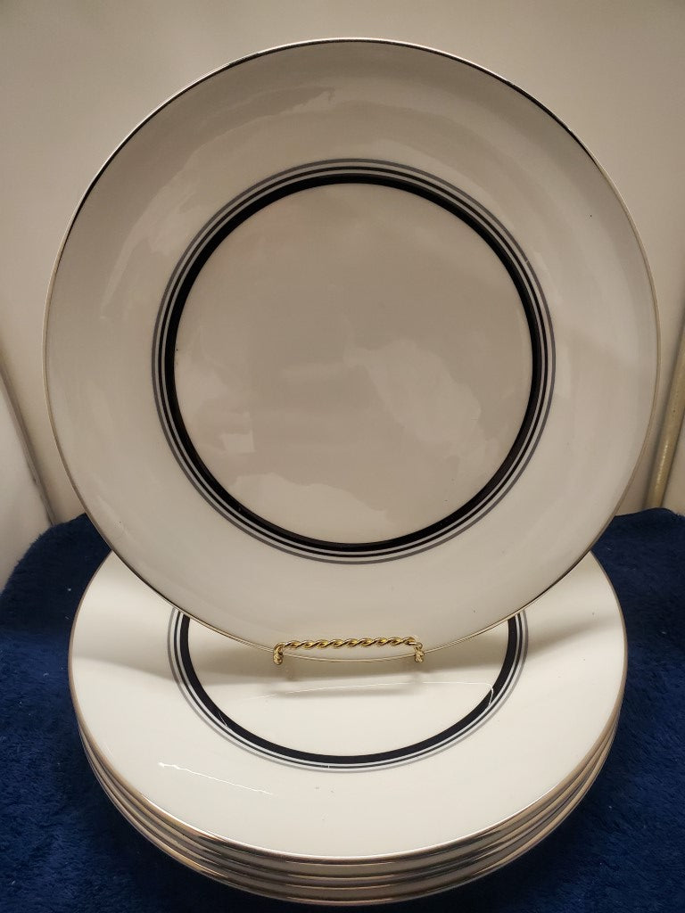 Set of 5 Royal Doulton Eternity Dinner Plates LK