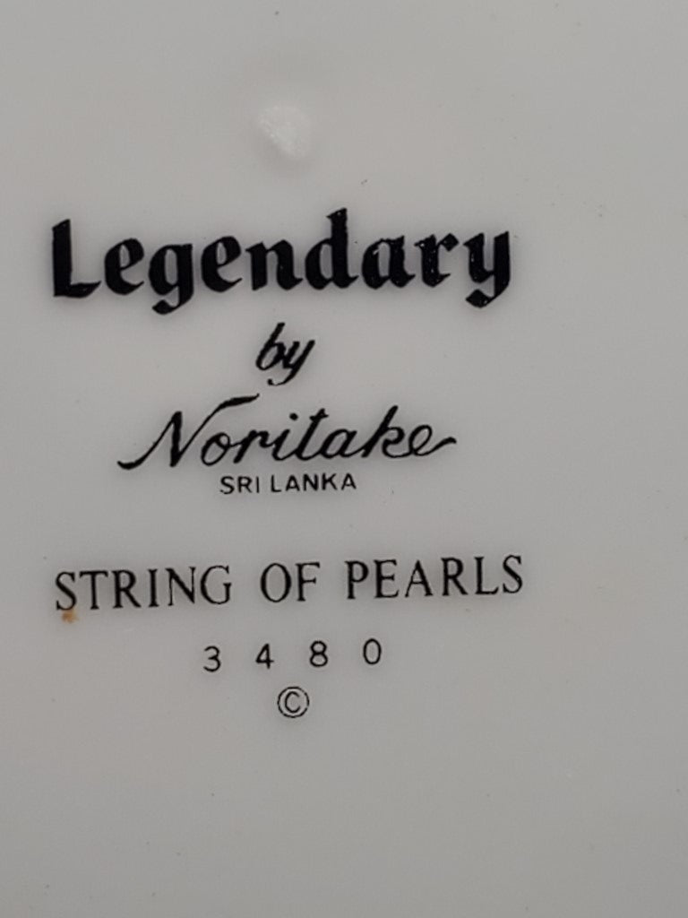 Set of 5 Noritake String of Pearls Dinner Plates LK