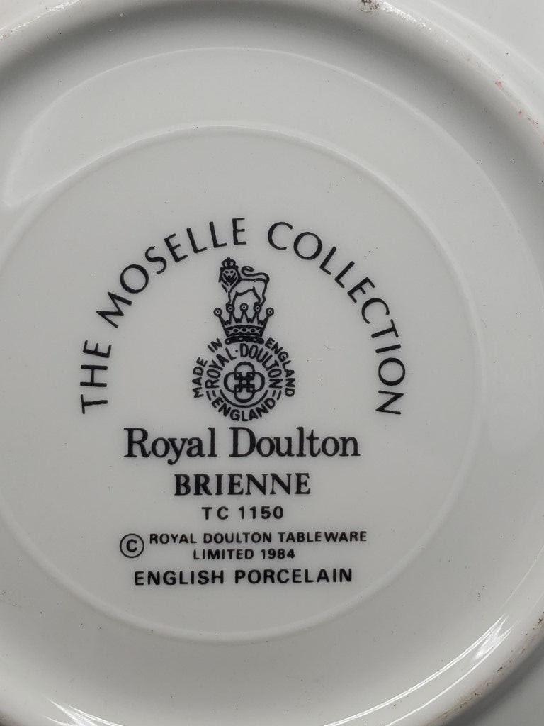Set of 2 Royal Doulton Brienne Cup & Saucer Sets LK