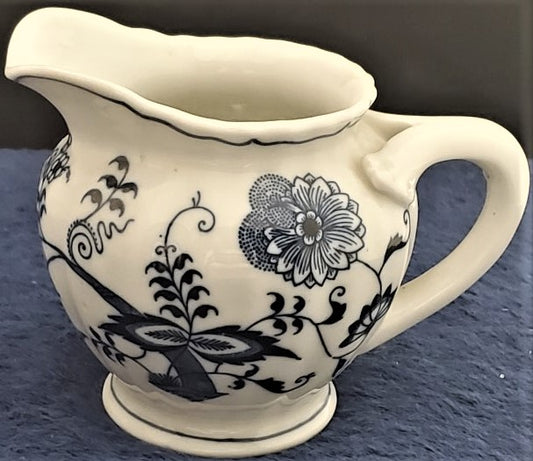 Blue Danube (Japan) Blue Danube Creamer
