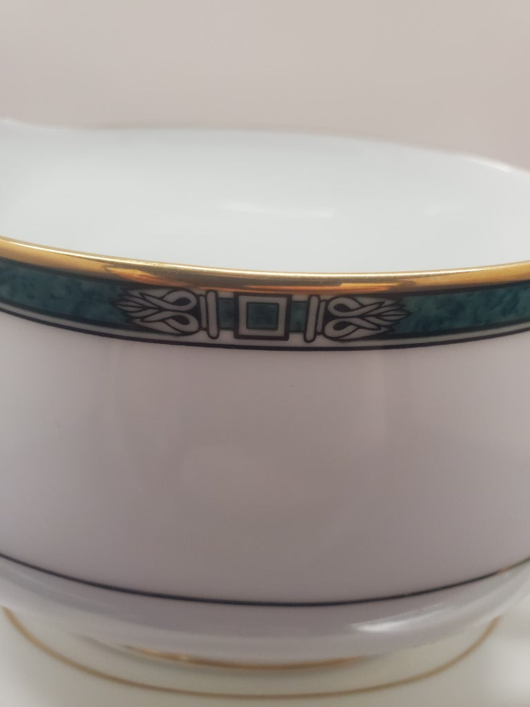 Noritake Emerald Crest Gravy Boat and Underplate LK
