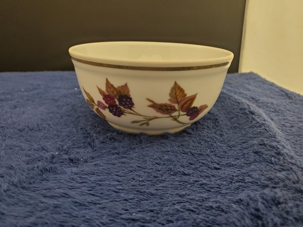 Royal Worcester Evesham Gold Open Bowl