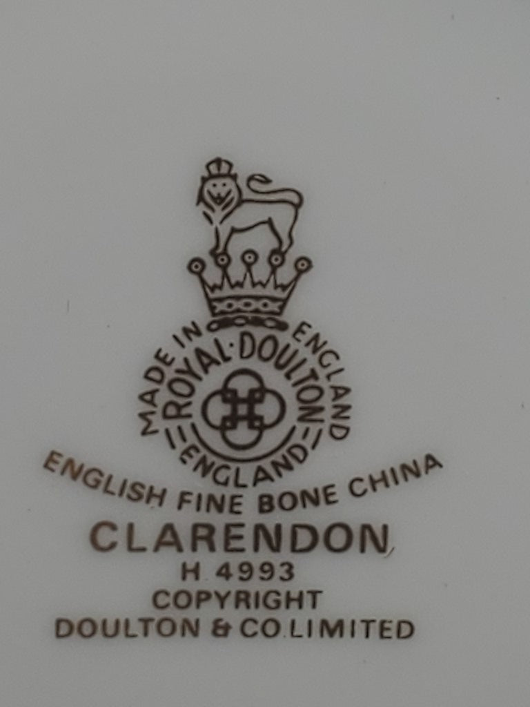 Set of 6 Royal Doulton Clarendon Fruit Bowls LK