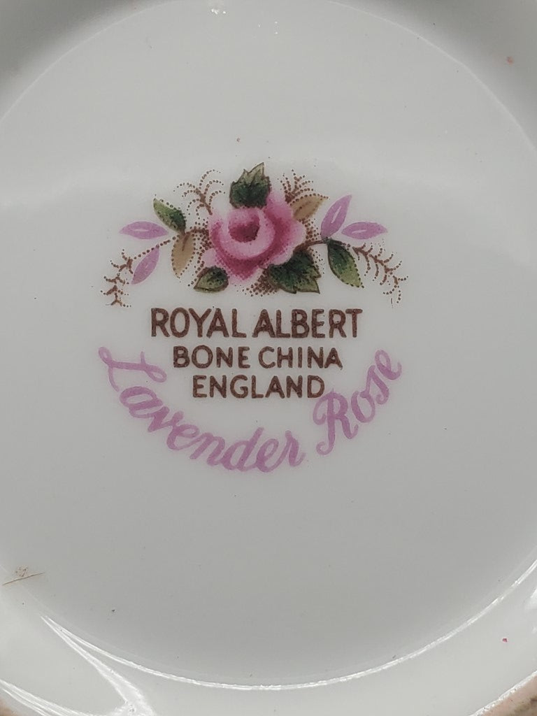 Royal Albert Lavender Rose Creamer & Sugar Bowl with Lid LK