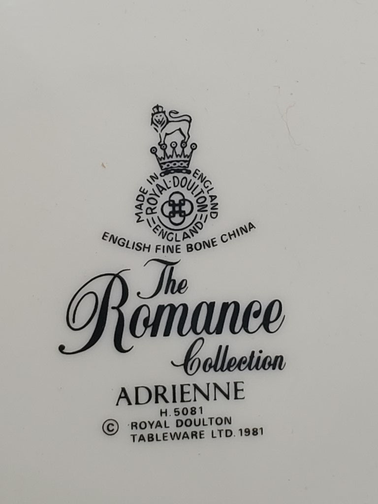 Royal Doulton Adrienne Handled Cake Plate LK