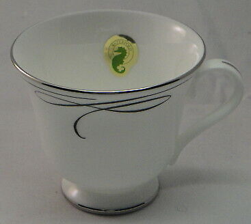 Set of 4 Waterford Ballet Ribbon Platinum Cup