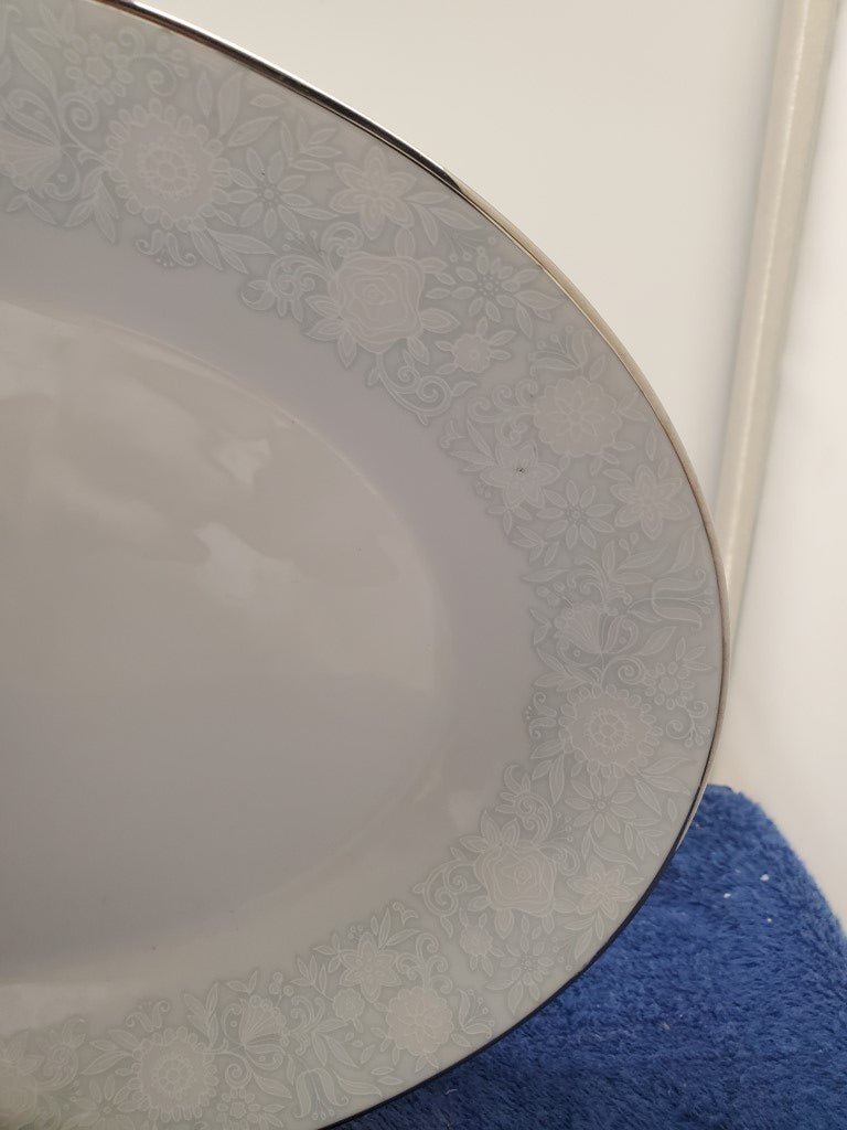 Noritake Ravel 14" Oval Serving Platter LK