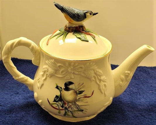 Lenox Winter Greetings Sculpted Teapot (Blue Bird Finial)