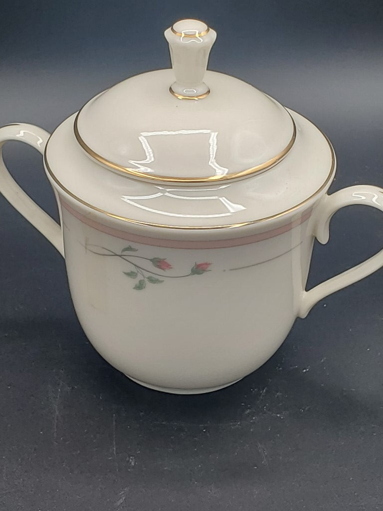 Lenox Rose Manor Sugar Bowl with Lid LK