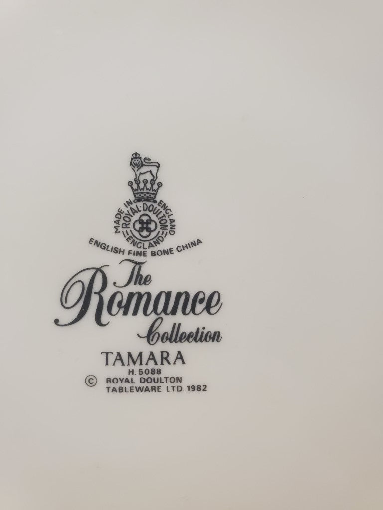 Set of 3 Royal Doulton Tamara Dinner Plates LK