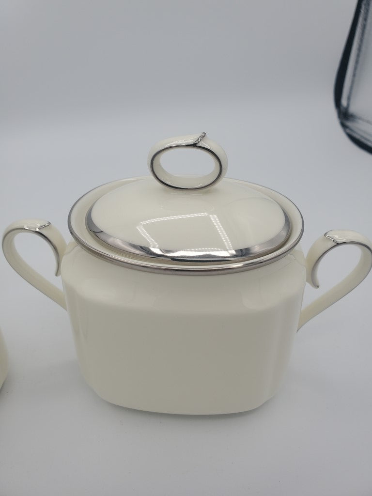 Noritake Paris Creamer & Sugar Bowl with Lid LK