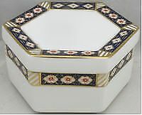 Royal Crown Derby Kedleston Small Octagonal Bowl with Lid
