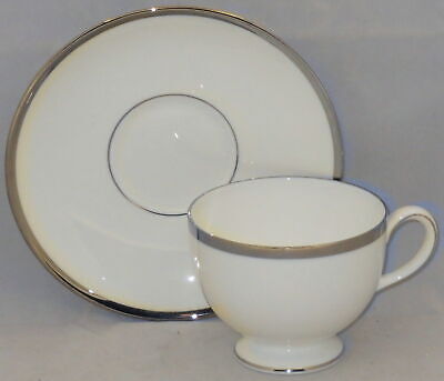Set of 4 Wedgwood Carlyn Leigh Shape Footed Cup & Saucer Sets