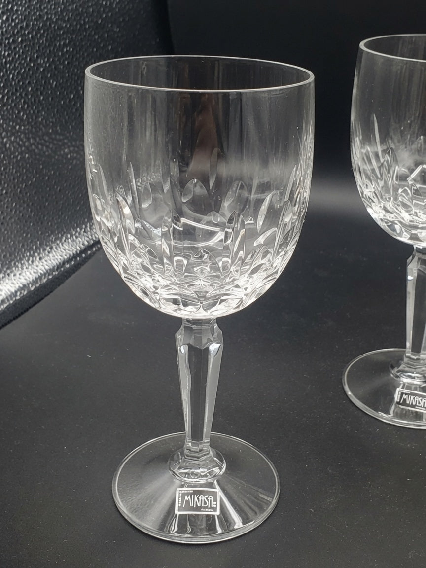 Set of 4 Mikasa Sonnet Wine Glasses LK