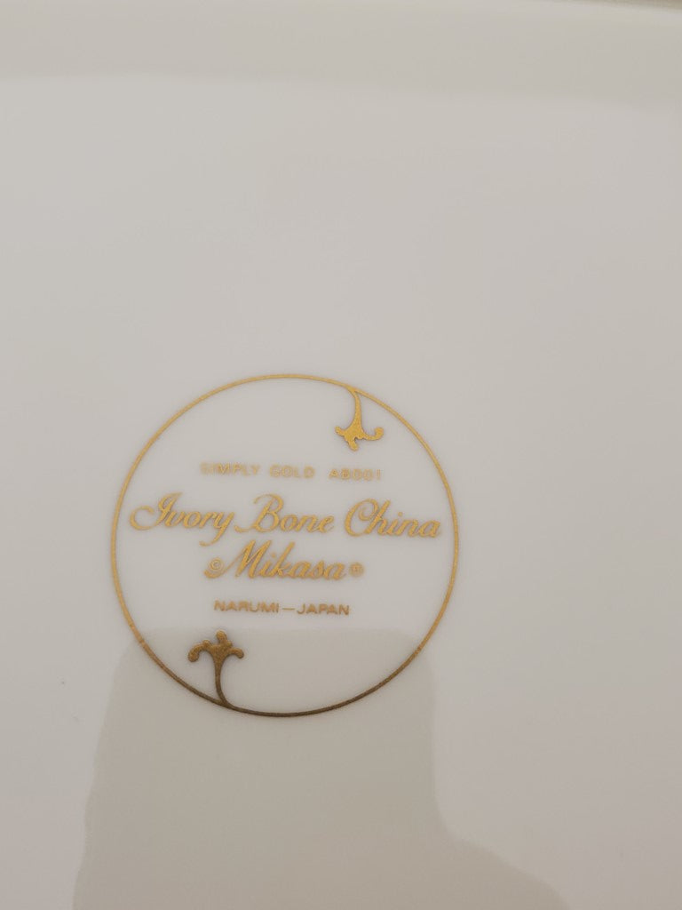 Mikasa Simply Gold 14" Oval Serving Plate LK